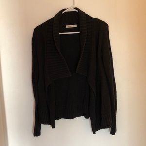 Black old navy sweater